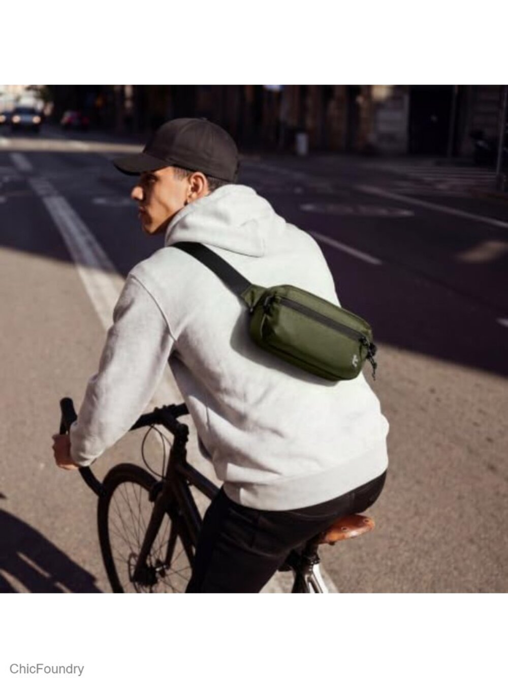 1.5L Sling Bag RFID Blocking Crossbody Chest Pack Water Resistant Polyester - Picture 6 of 6